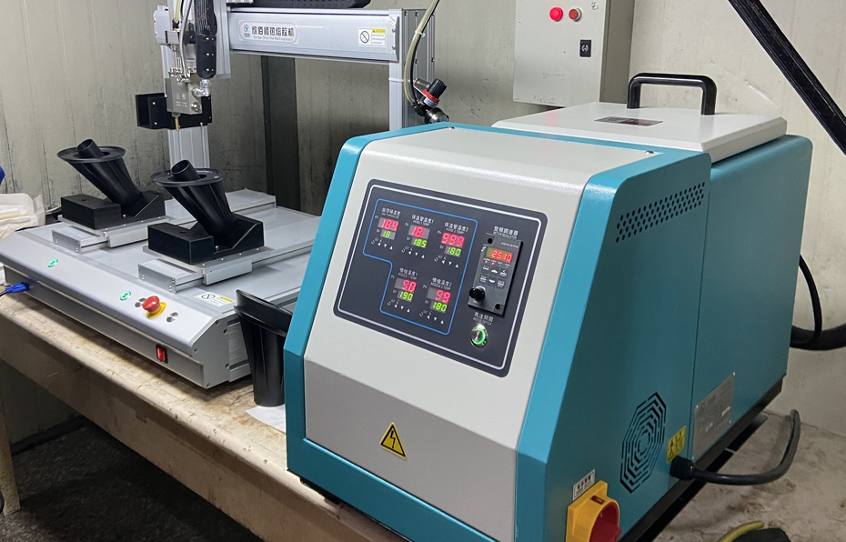 Hot Melt Glue Machine for Auto parts 